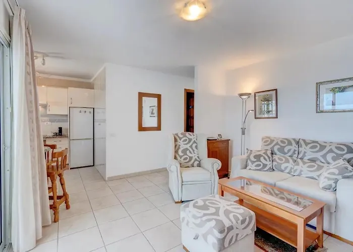 Gigantes Sea View Apartman